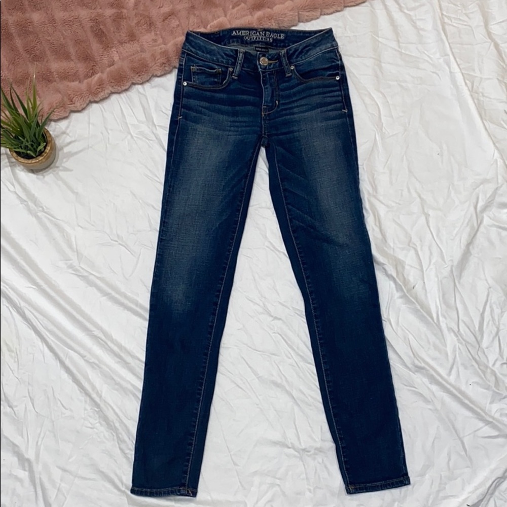 American Eagle Super Stretch Size 0 Blue Jeans